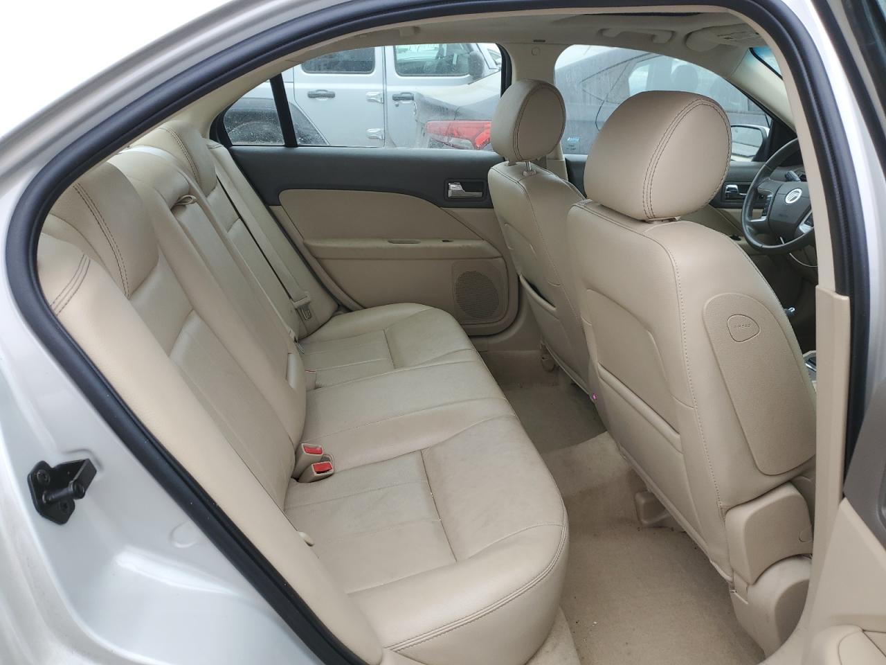 2008 Mercury Milan - Image 10