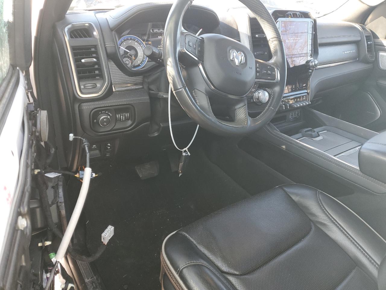 2020 RAM 1500 - Image 8
