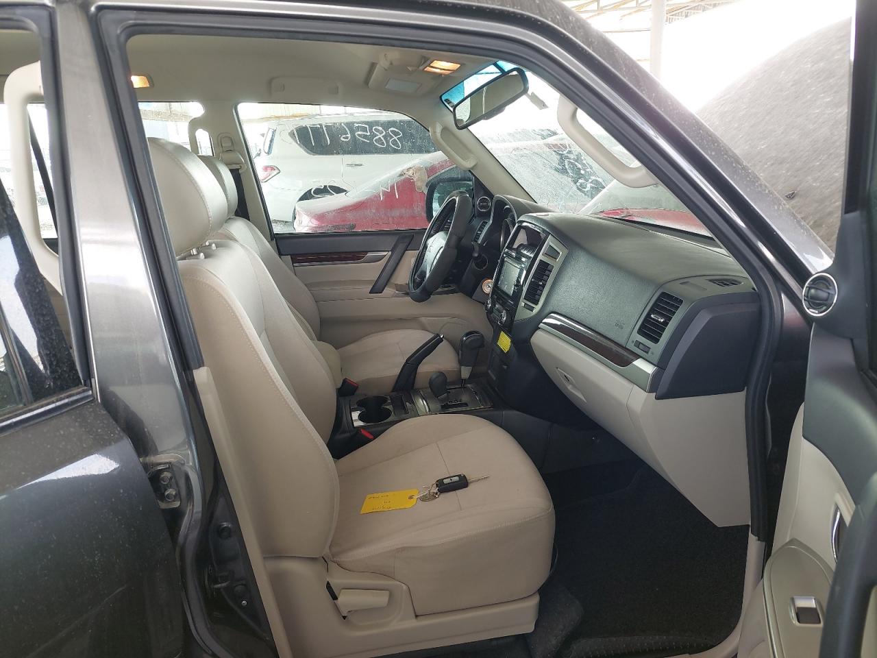 JE4MR62N1HJ721720 - 2017 MITSUBISHI PAJERO - #88567775