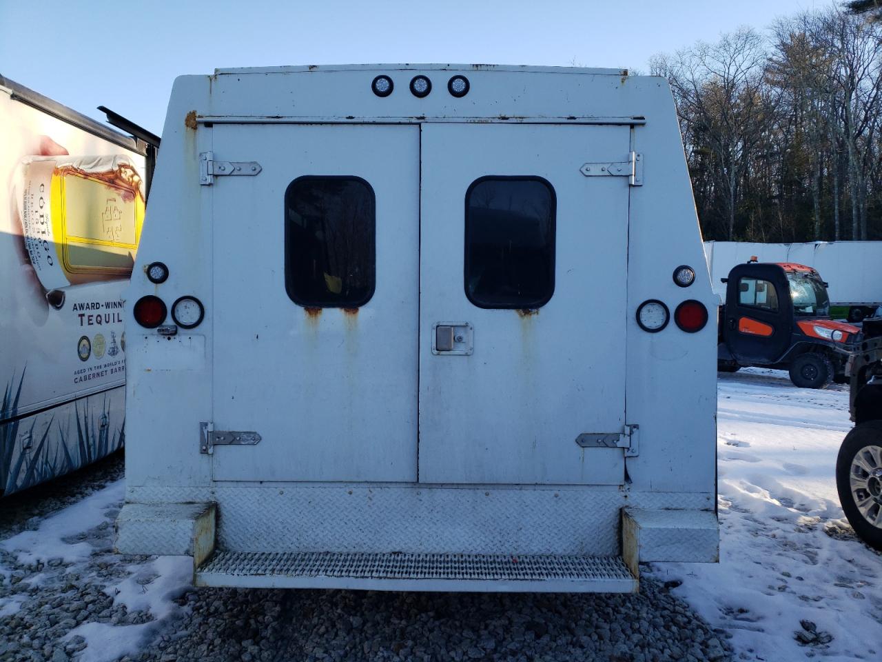 2002 Chevrolet Express - Image 6