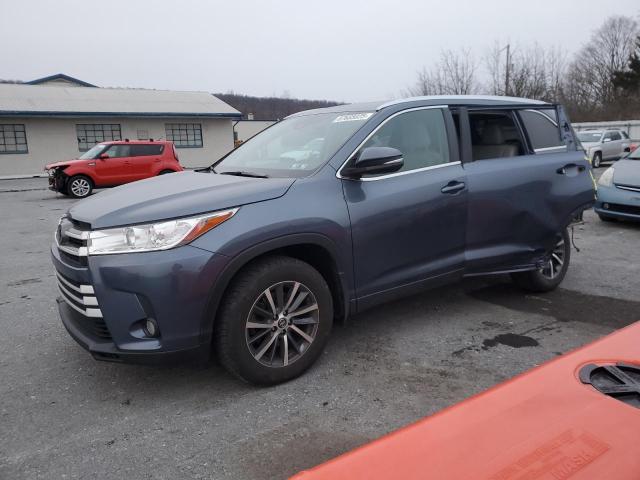 2018 Toyota Highlander Se