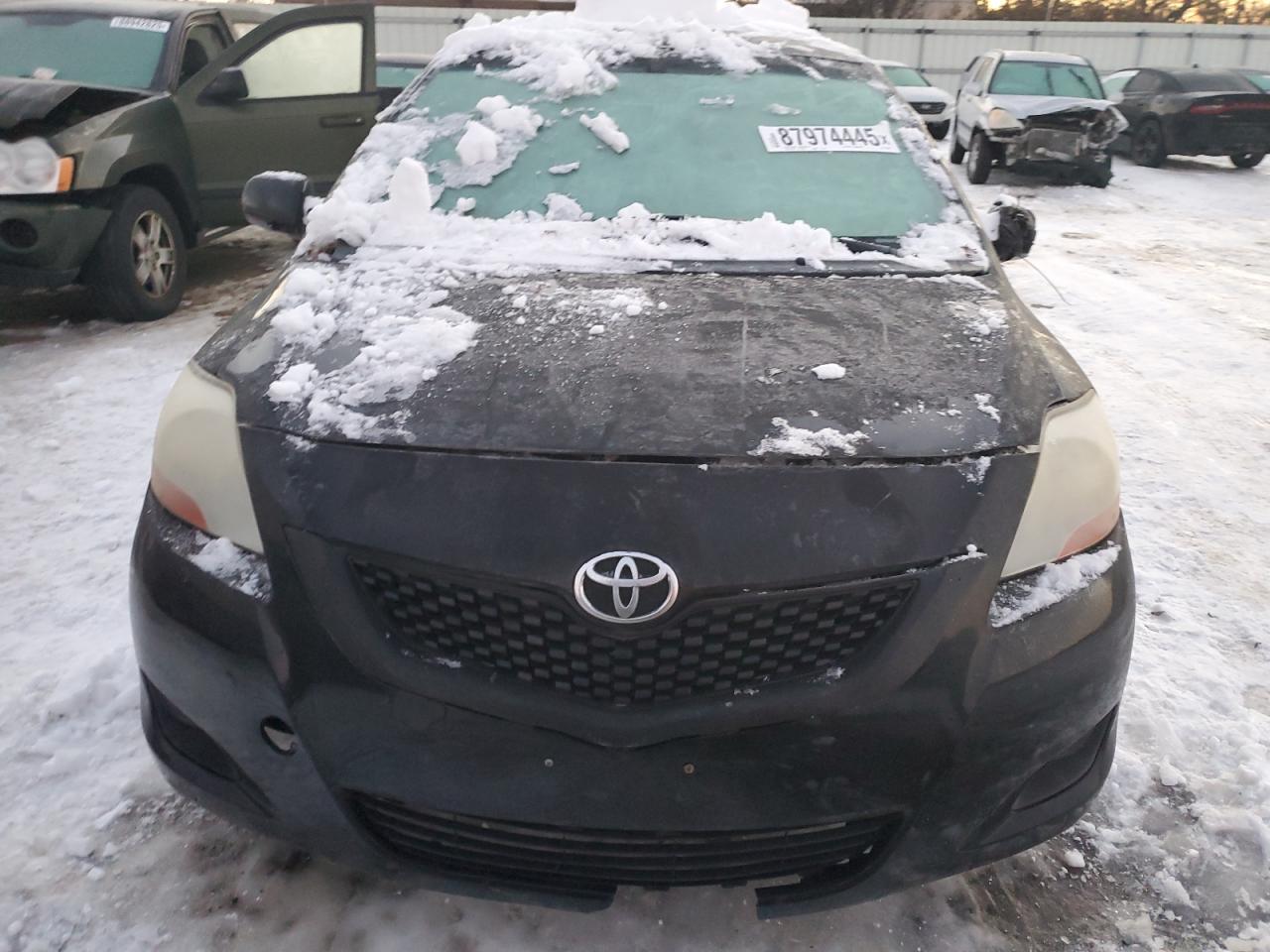 2010 Toyota Yaris - Image 5
