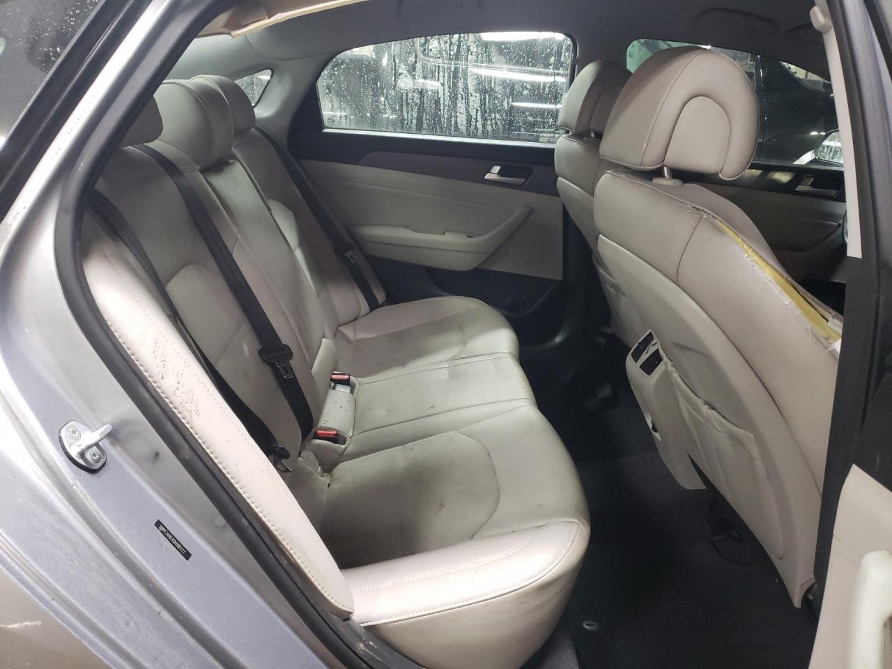 2016 Hyundai Sonata - Image 10