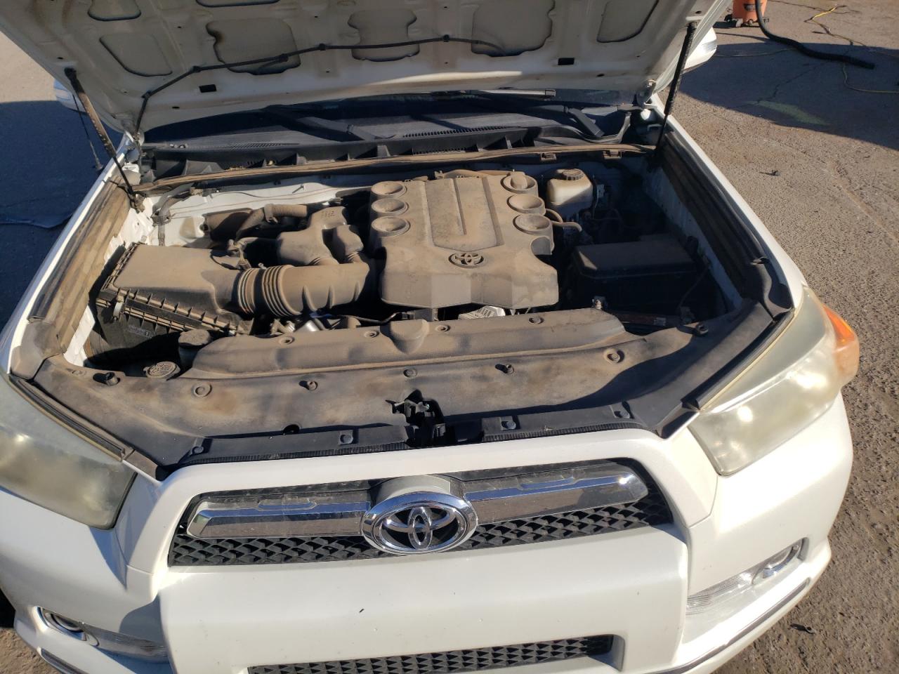 2011 Toyota 4Runner - Image 13