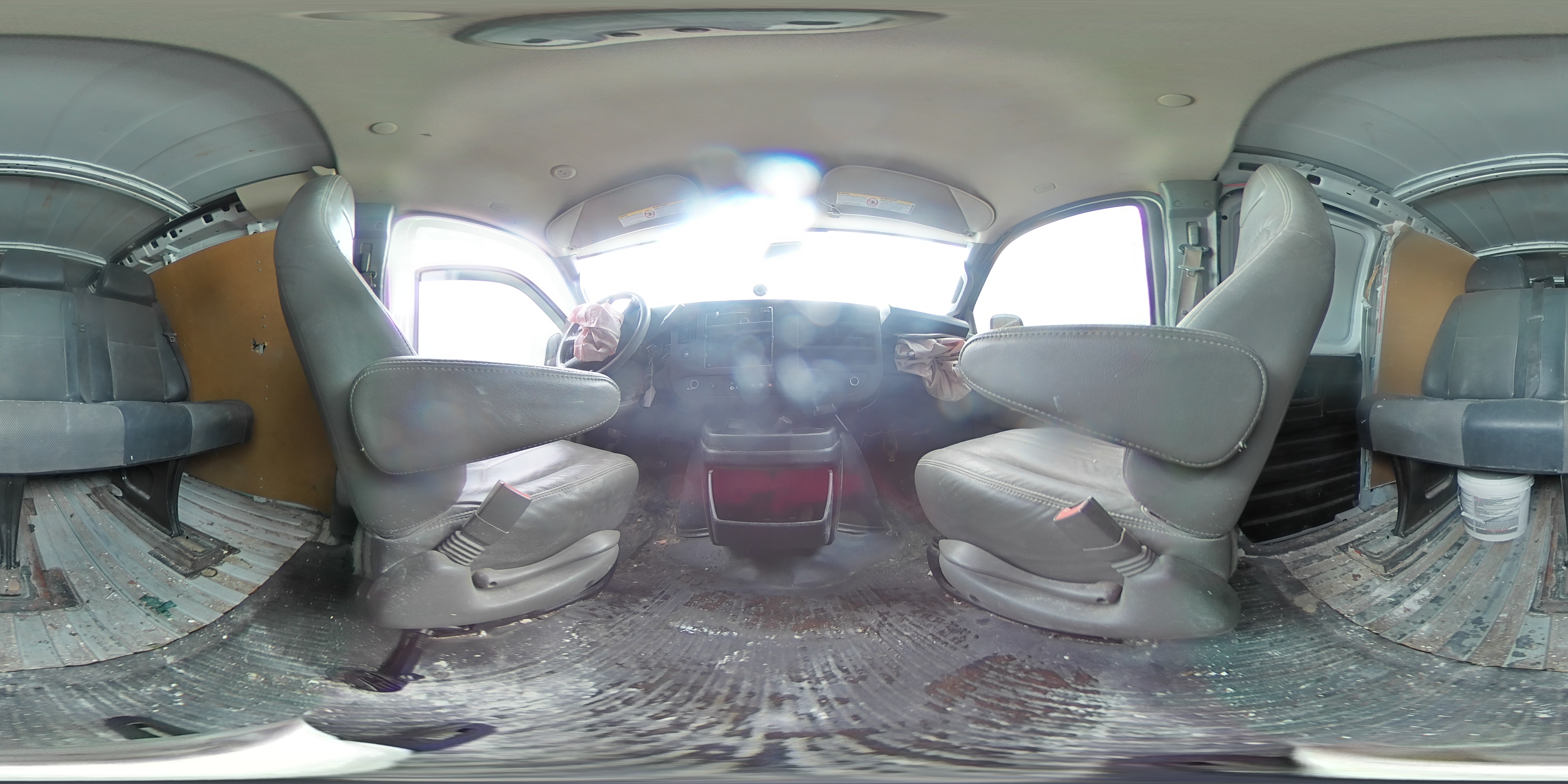 2017 Chevrolet Express - Image 14