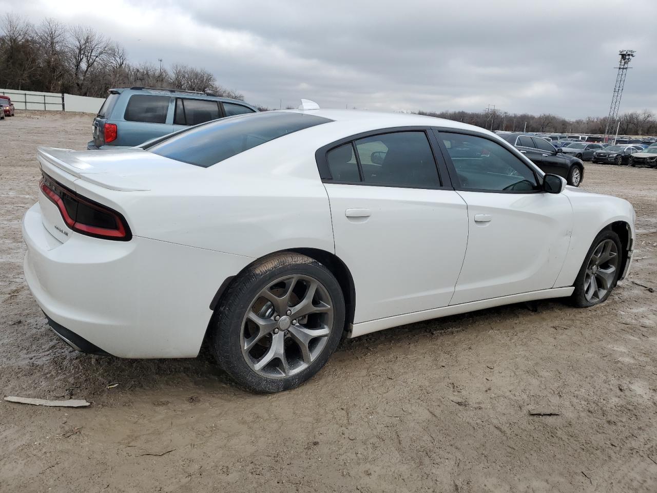 2016 Dodge Charger - Image 3