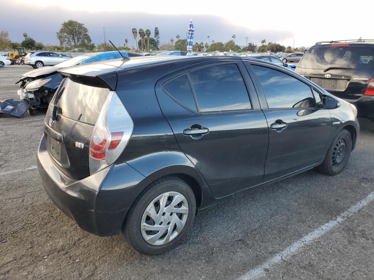 2014 Toyota Prius - Image 3