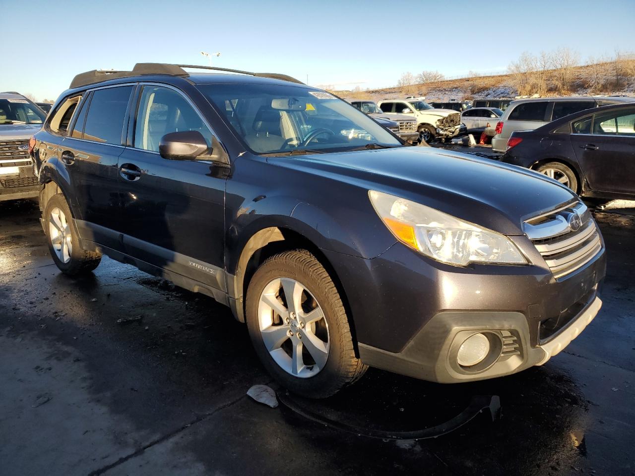 2013 Subaru Outback - Image 4