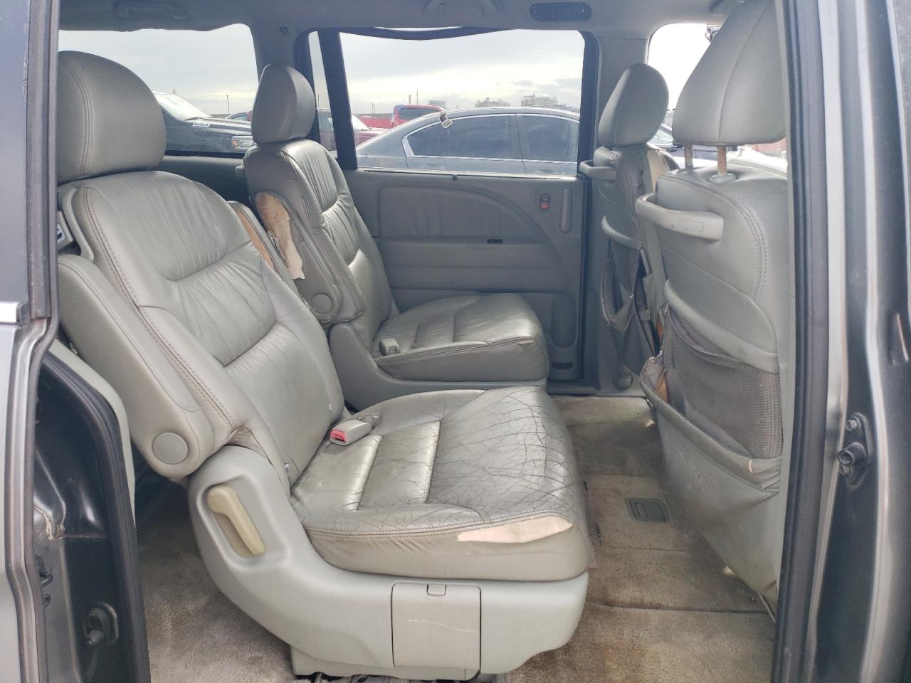 2007 Honda Odyssey - Image 11