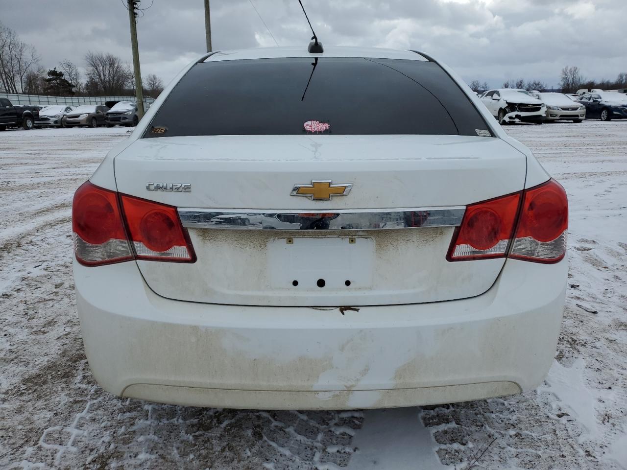 VIN 1G1PC5SH6G7212787 2016 CHEVROLET CRUZE no.6