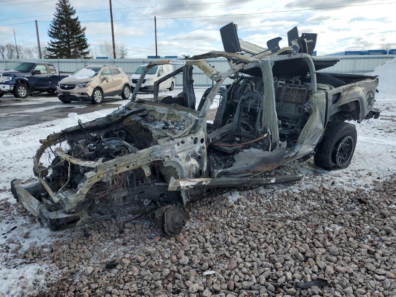 2020 Jeep Gladiator Sport for Sale in Ham Lake, MN - Burn - Engine