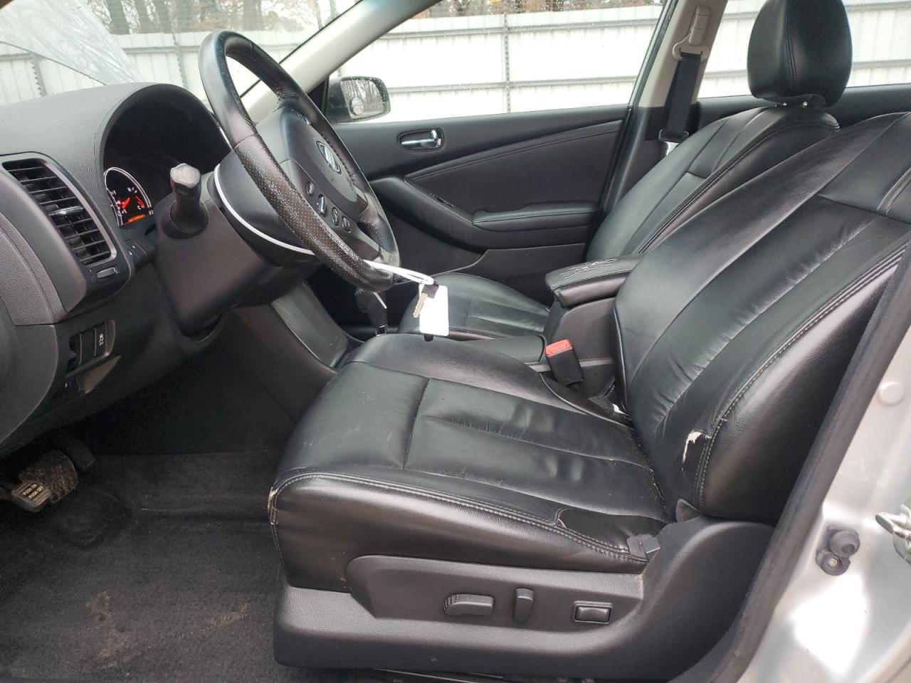2012 Nissan Altima - Image 7