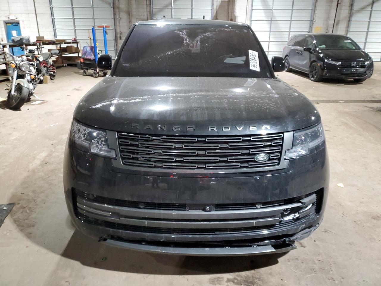 2023 Land Rover Range Rover - Image 5