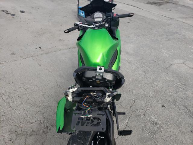  KAWASAKI EX 2015 Зелений