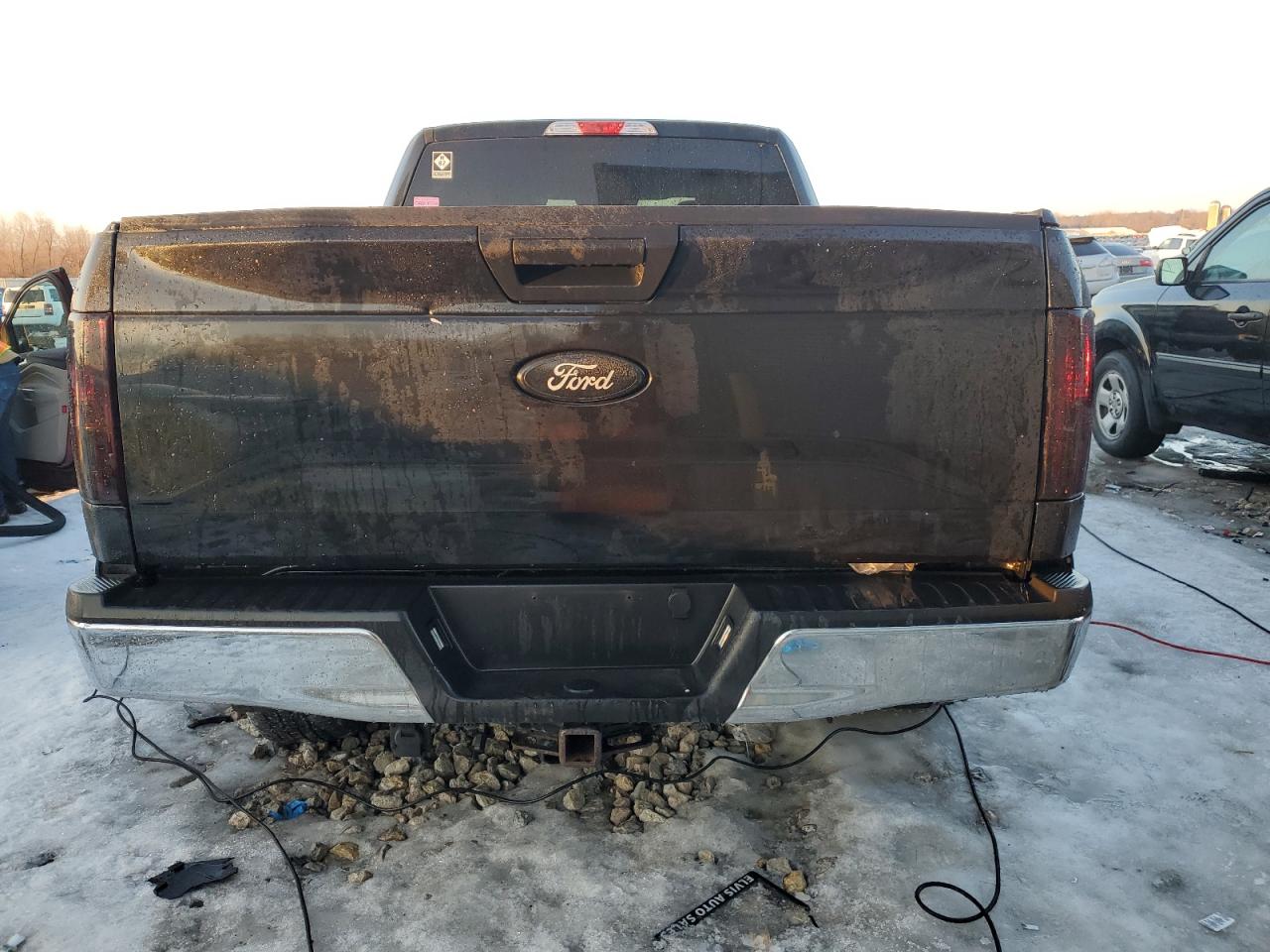 2015 Ford F-150 - Image 6