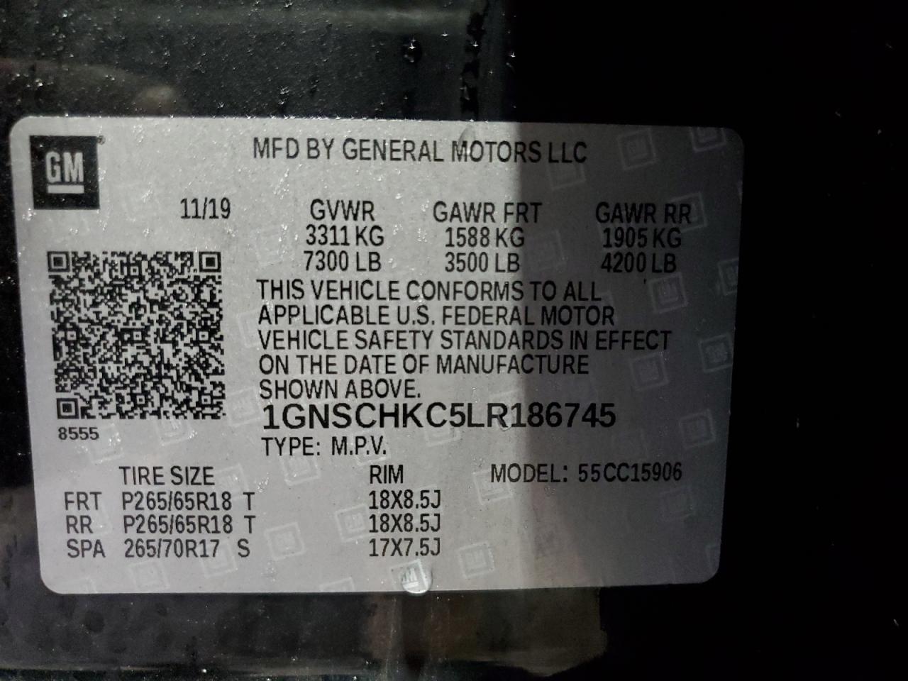 2020 Chevrolet Suburban - Image 14