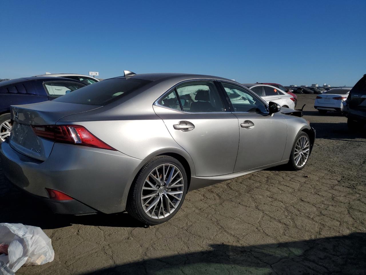 2014 Lexus IS - Image 3