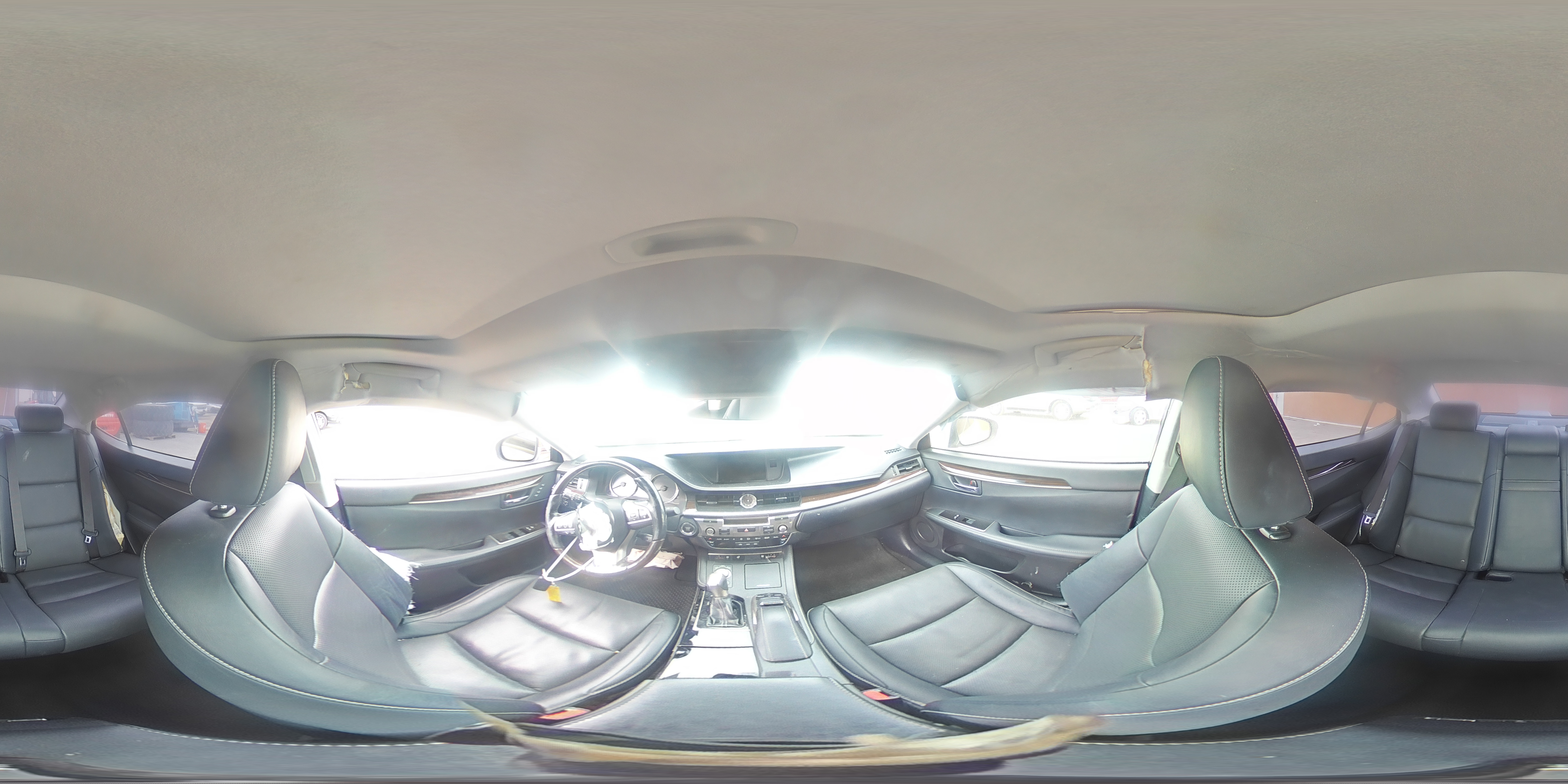 2016 Lexus ES - Image 13