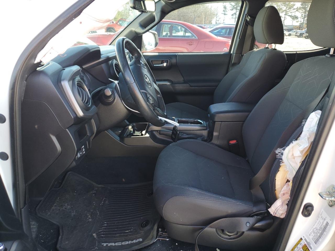 2016 Toyota Tacoma - Image 7