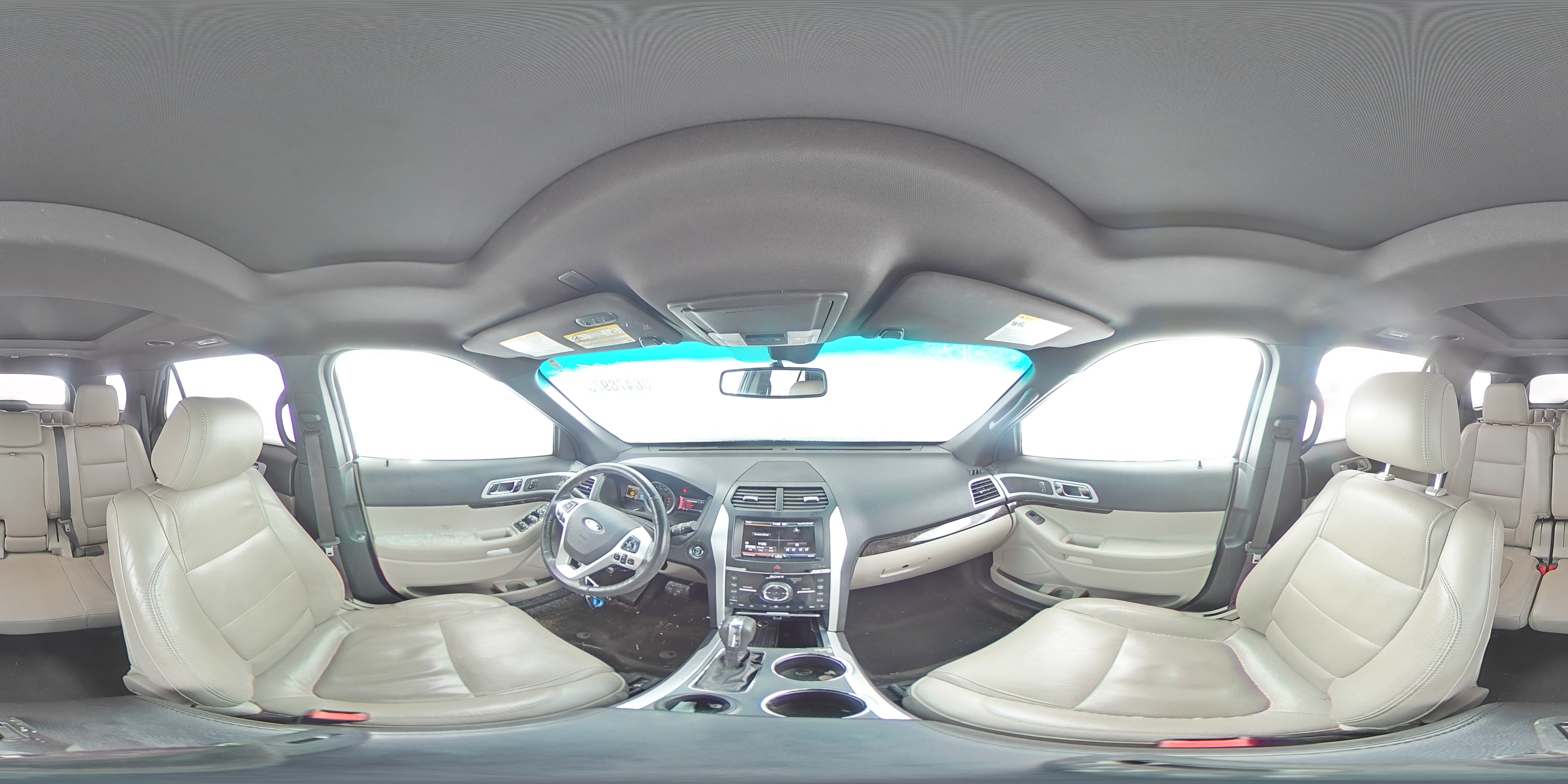 2011 Ford Explorer - Image 13