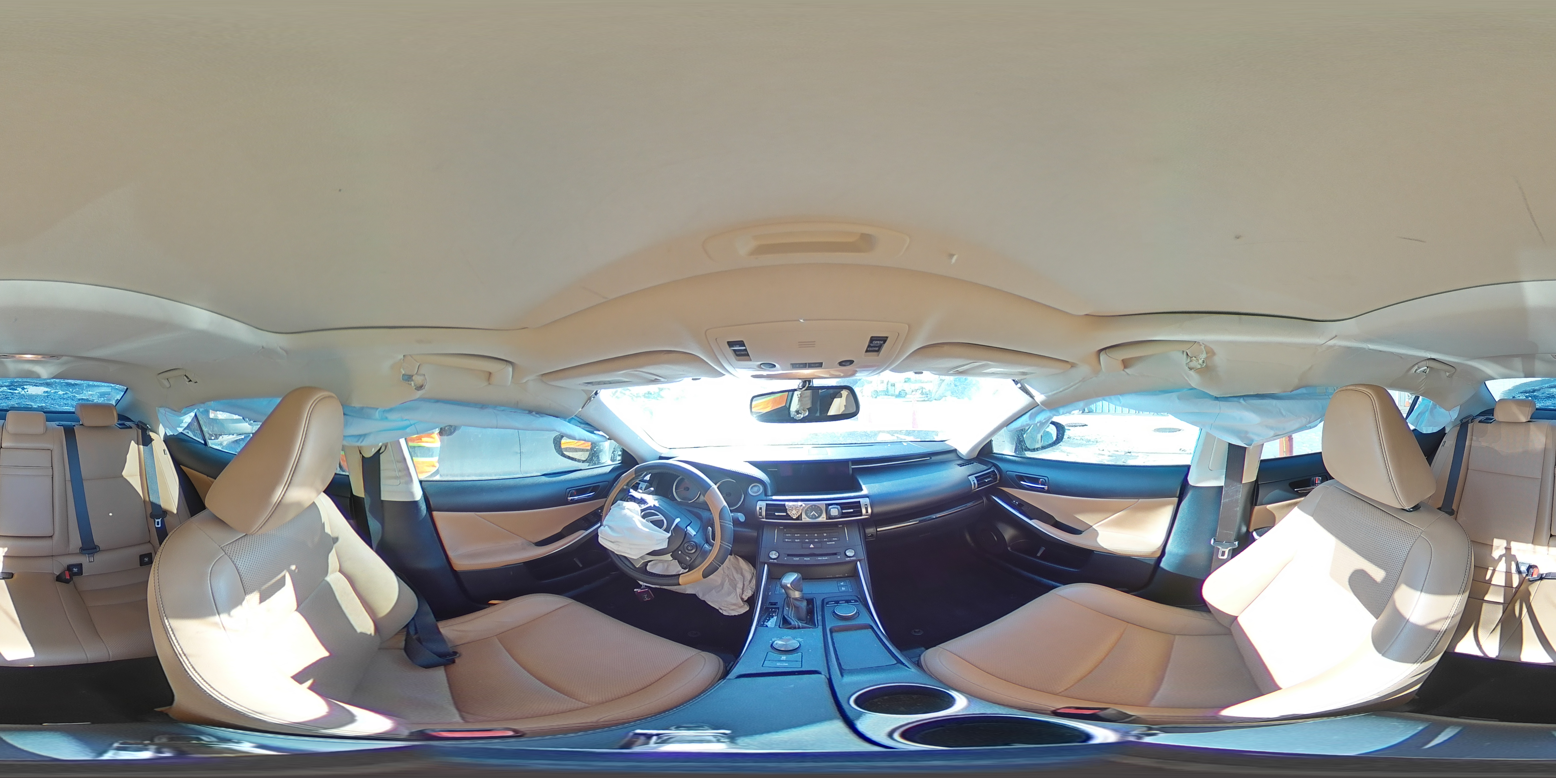 2016 Lexus IS - Image 15