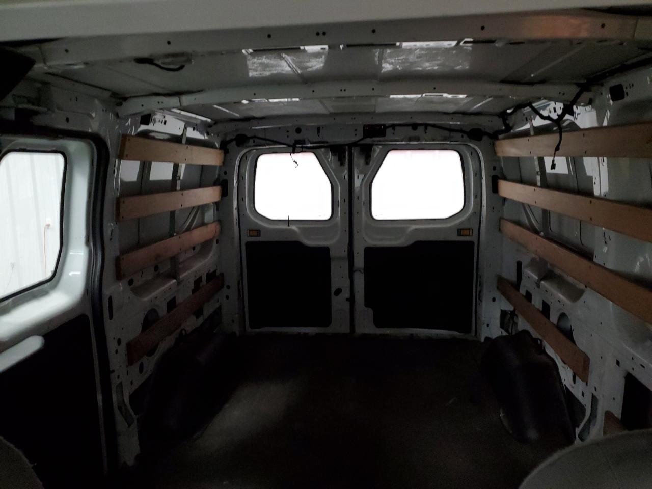 2015 Ford Transit - Image 10