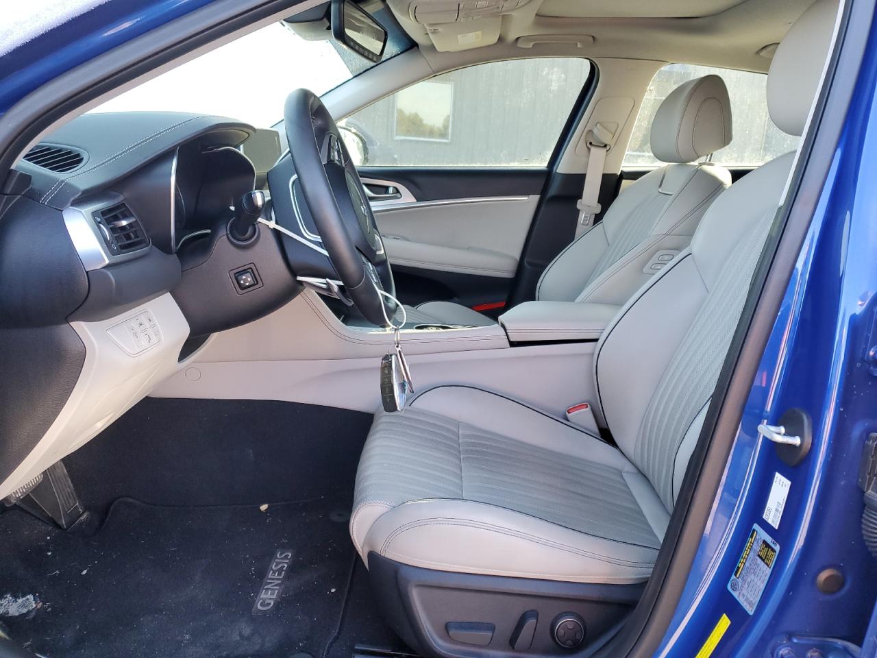 2020 Genesis G70 - Image 7