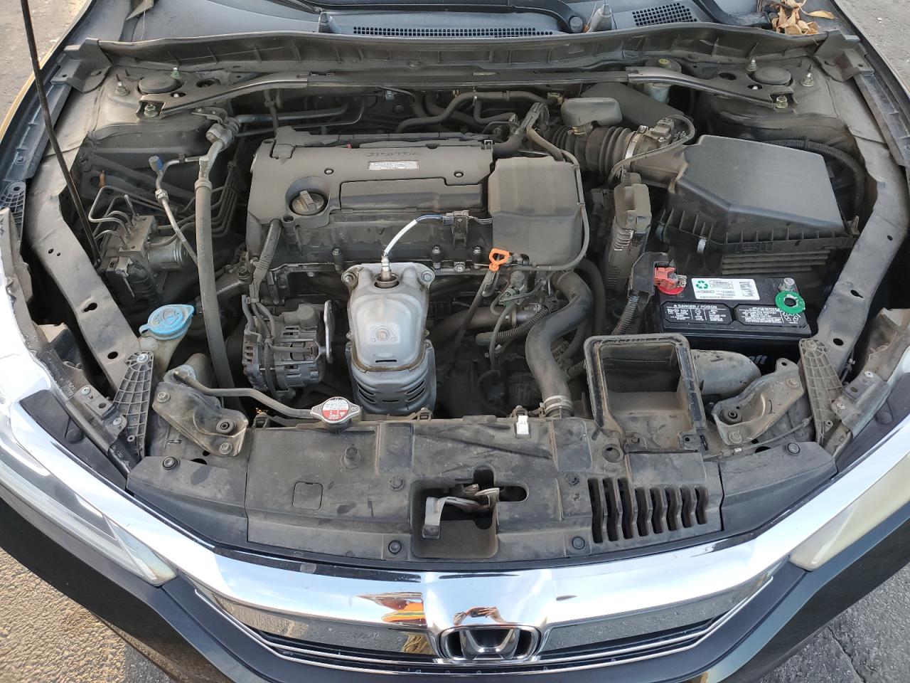 2017 Honda Accord - Image 11