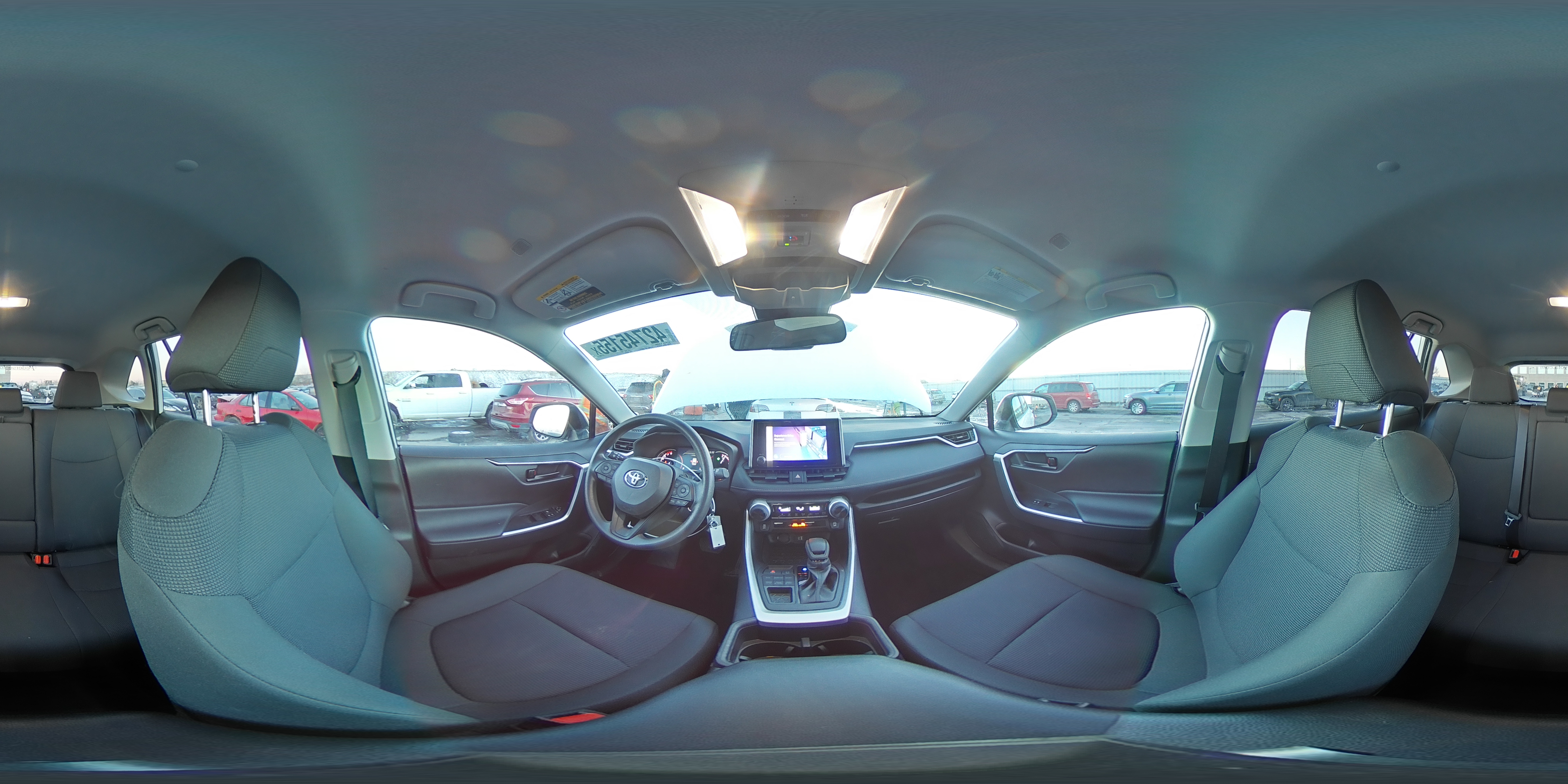 2024 Toyota RAV 4 - Image 16