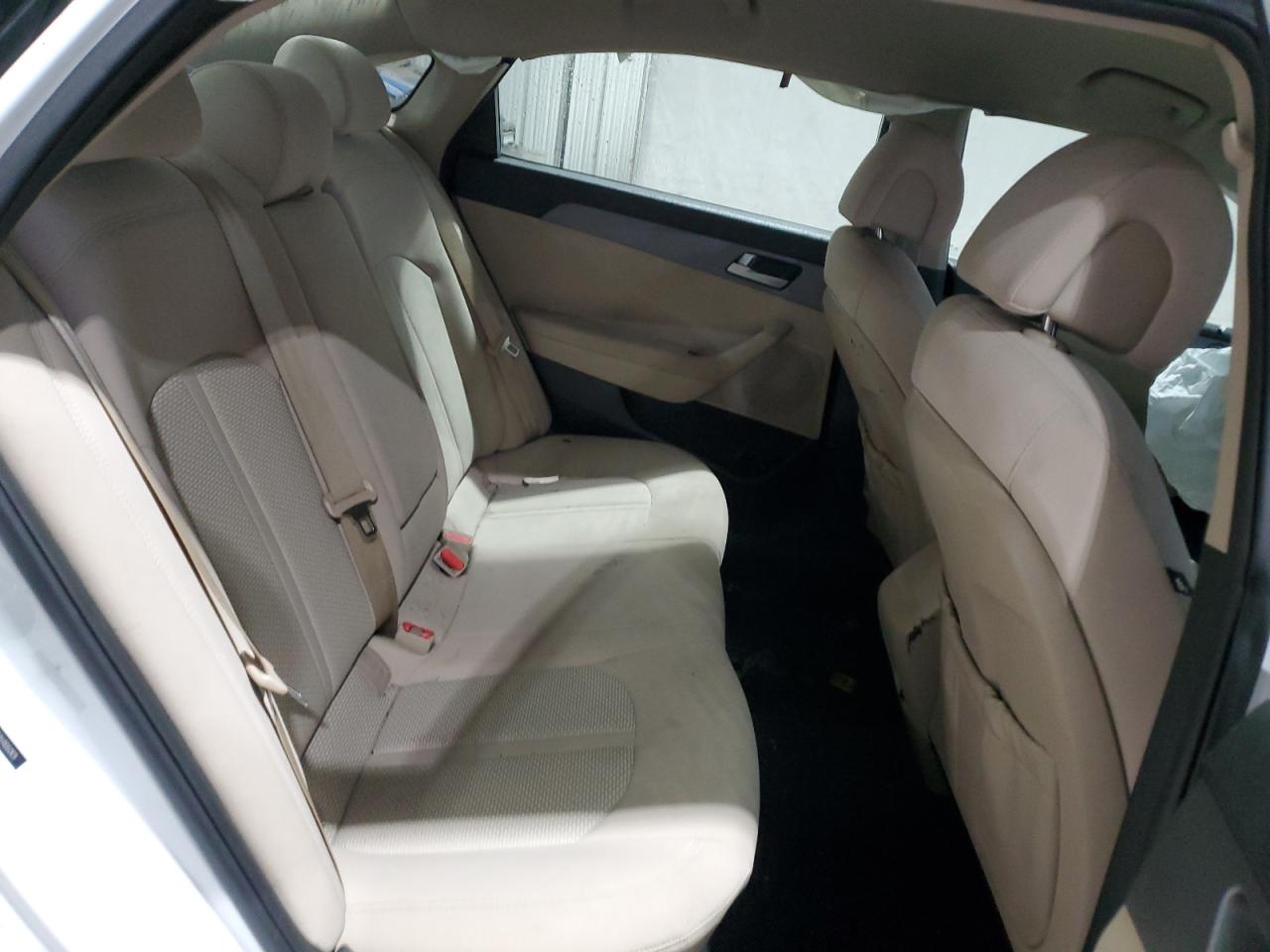 2017 Hyundai Sonata - Image 10