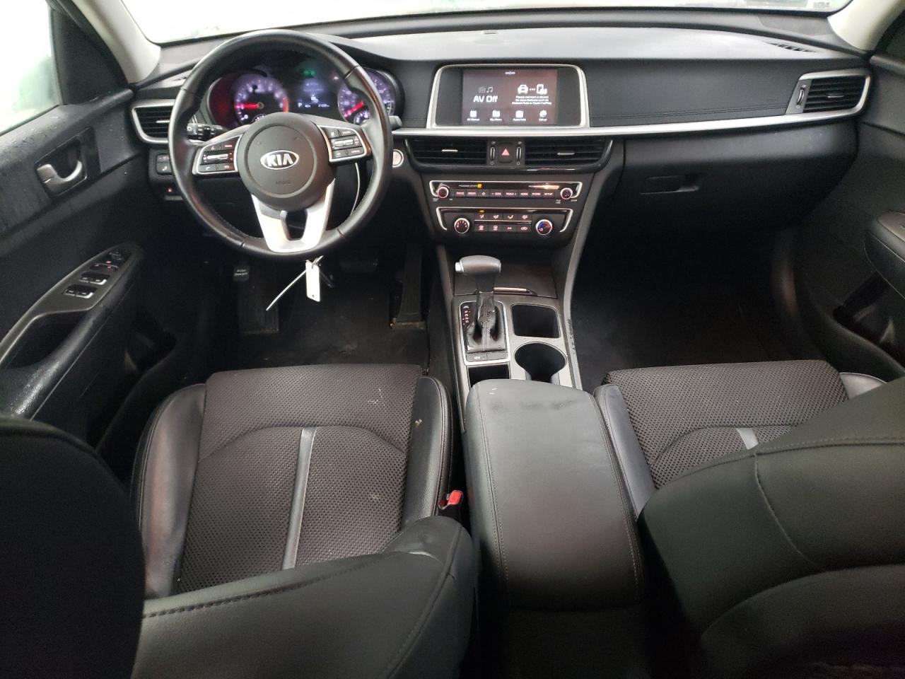 2020 Kia Optima - Image 8