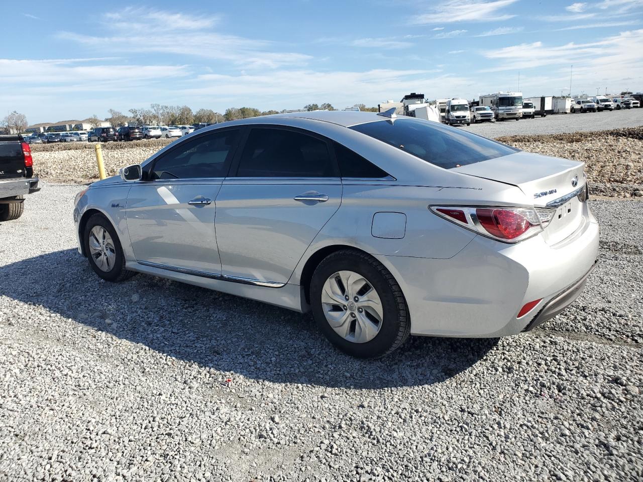 2015 Hyundai Sonata - Image 2
