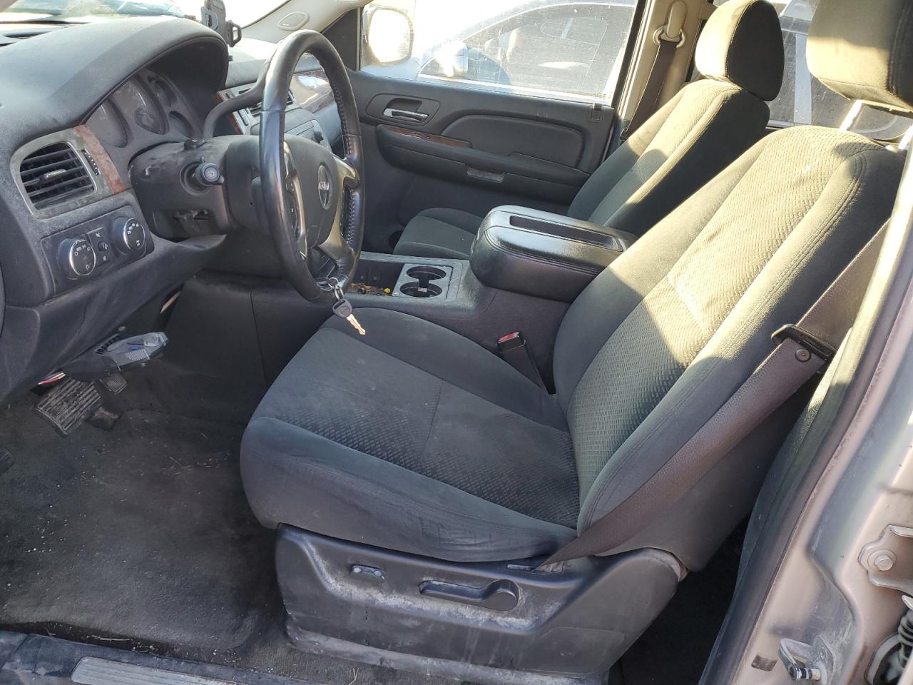 2007 GMC Yukon - Image 7