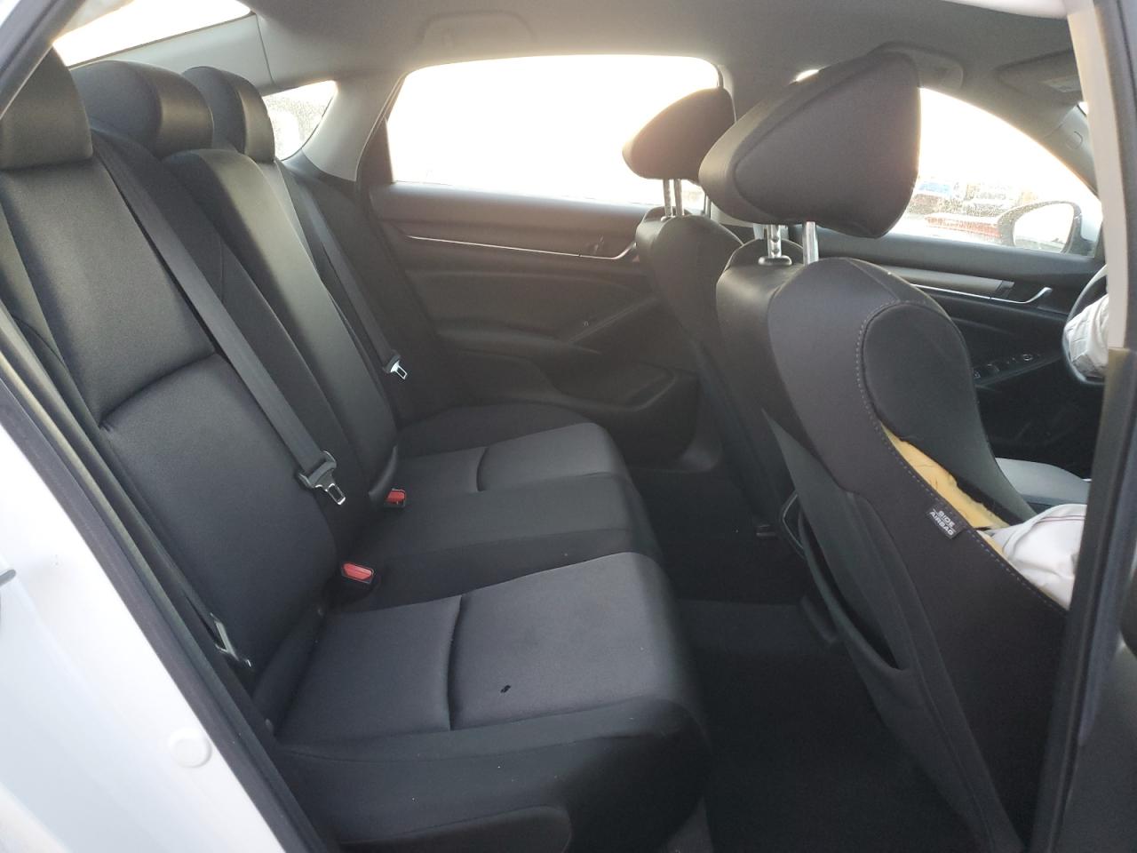 2021 Honda Accord - Image 10