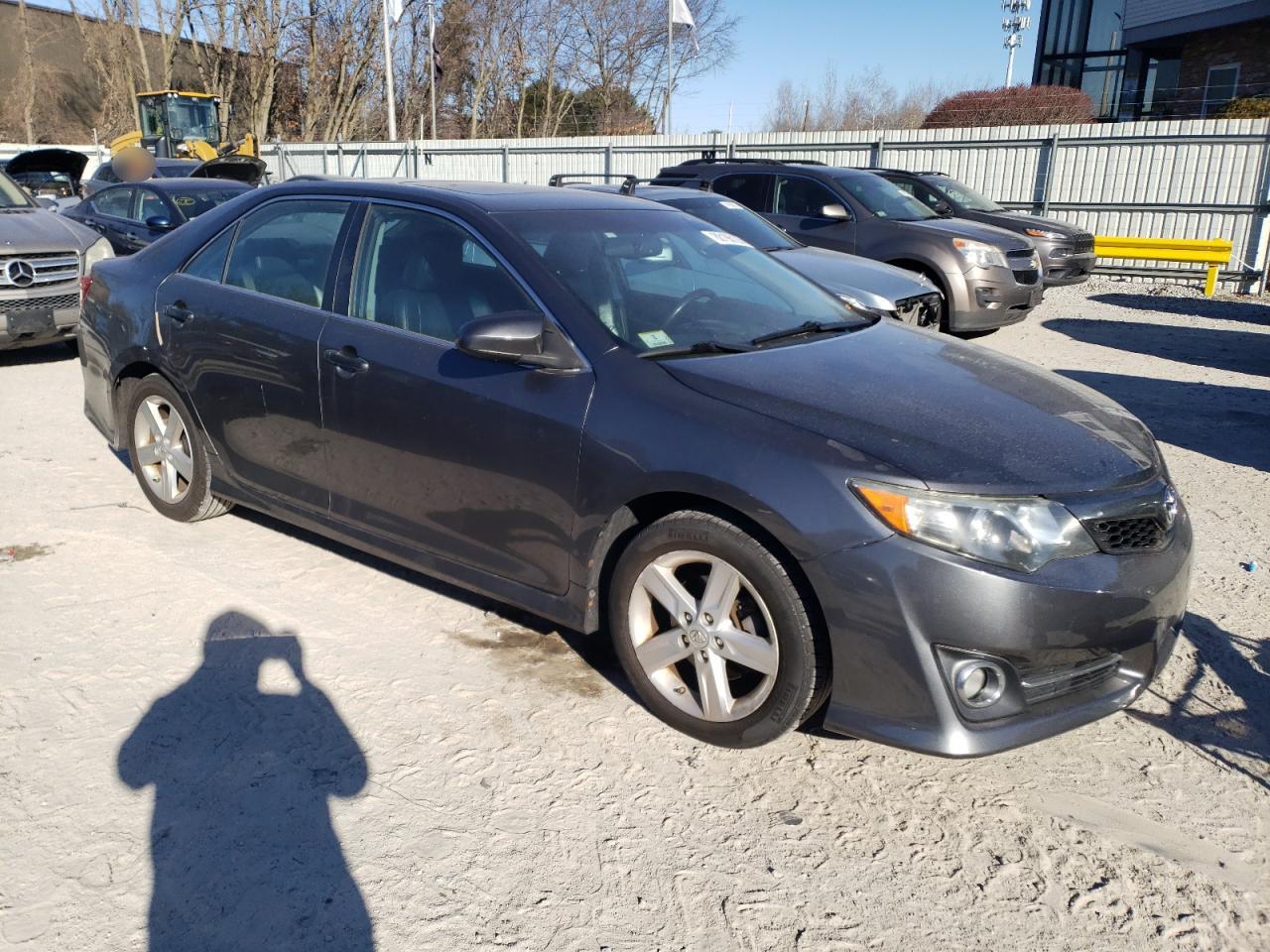 VIN 4T1BF1FK5DU725433 2013 TOYOTA CAMRY no.4