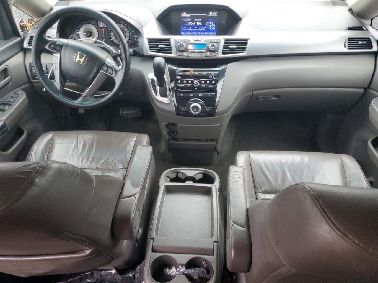 2011 Honda Odyssey - Image 8