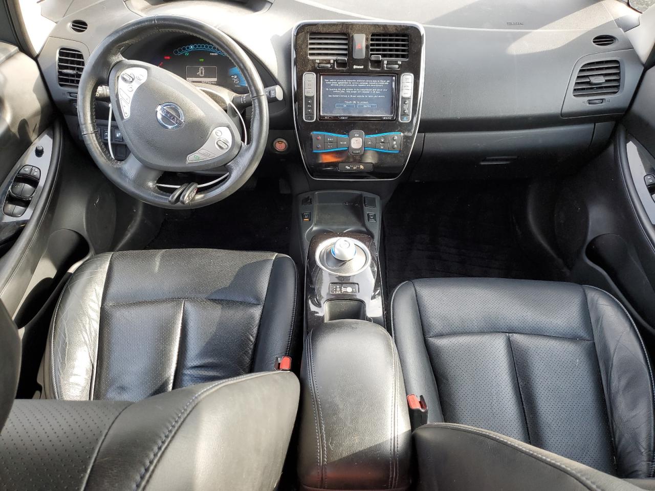 2015 Nissan Leaf - Image 8