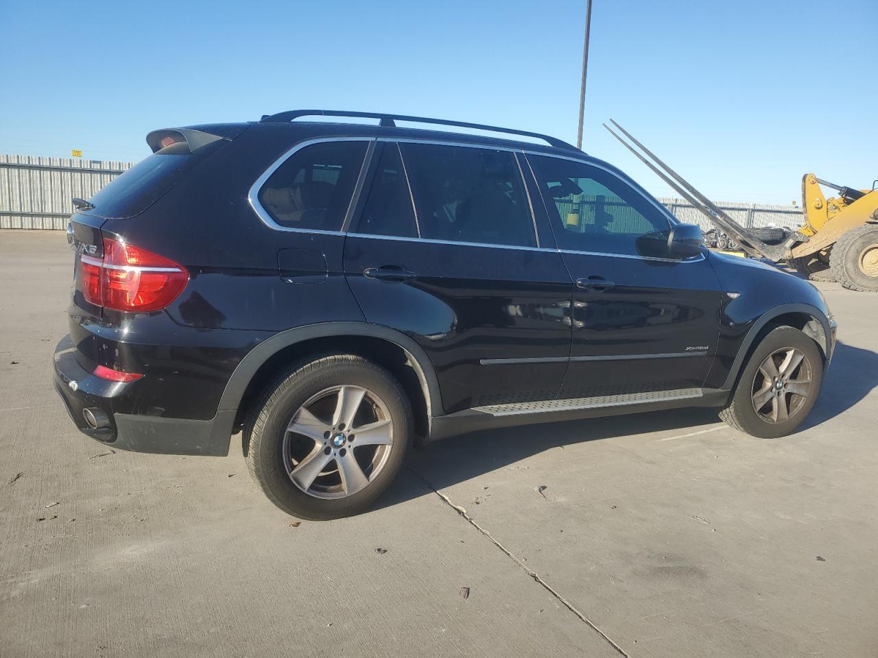 VIN 5UXZW0C53D0B90235 2013 BMW X5 no.3