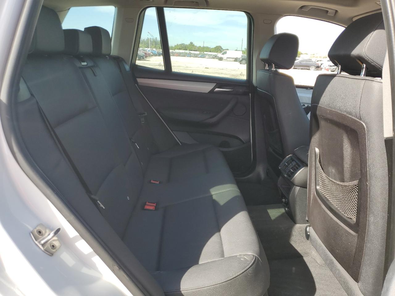 2017 BMW X3 - Image 11