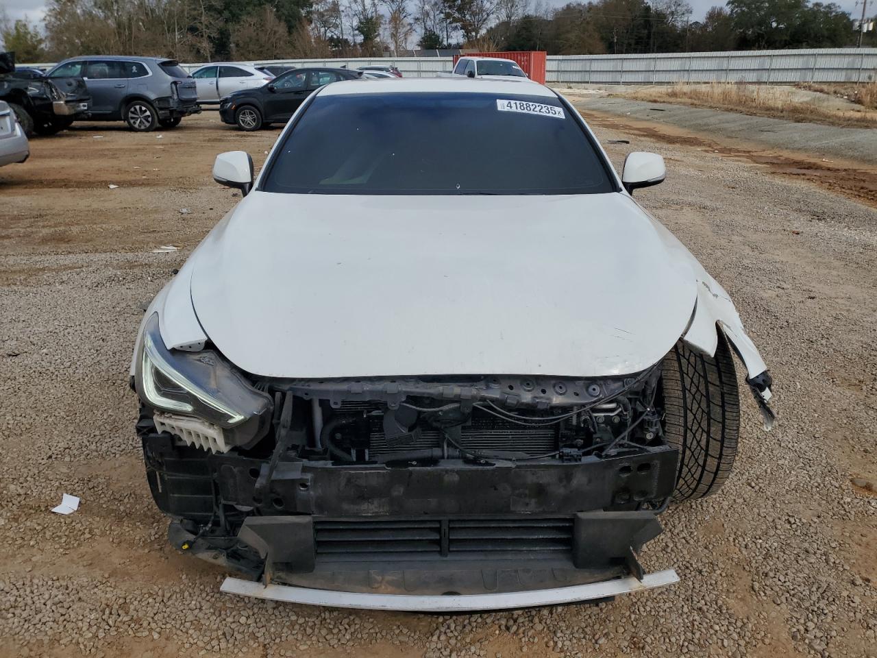 2018 Infiniti Q60 - Image 5
