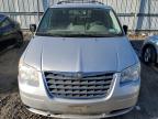 2010 Chrysler Town & Country Lx للبيع في Albany، NY - Side