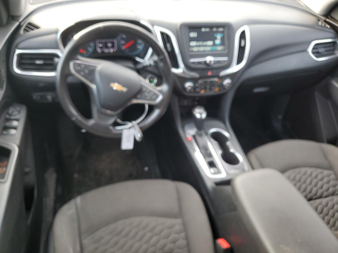 2018 Chevrolet Equinox - Image 8