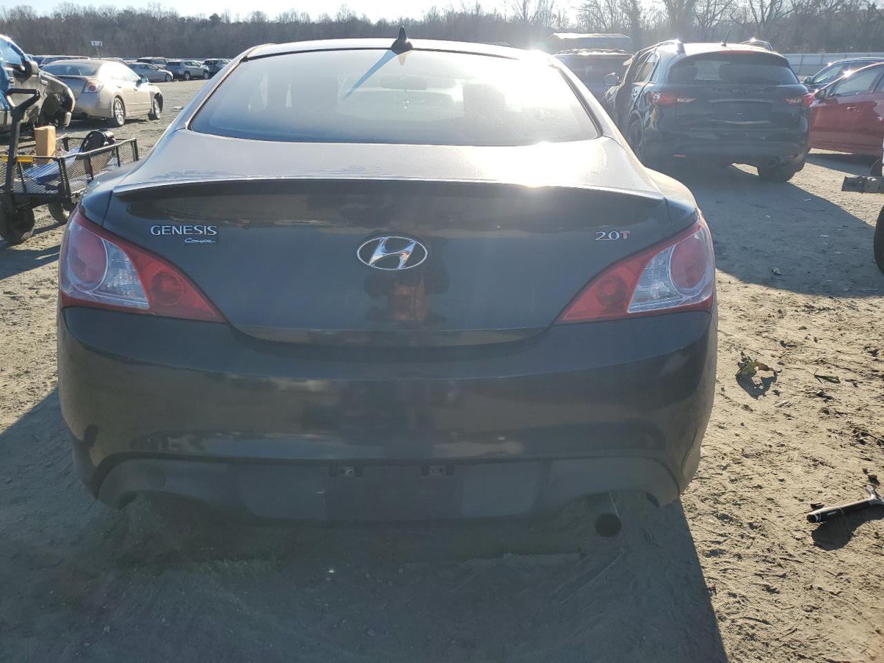 2012 Hyundai Genesis - Image 6