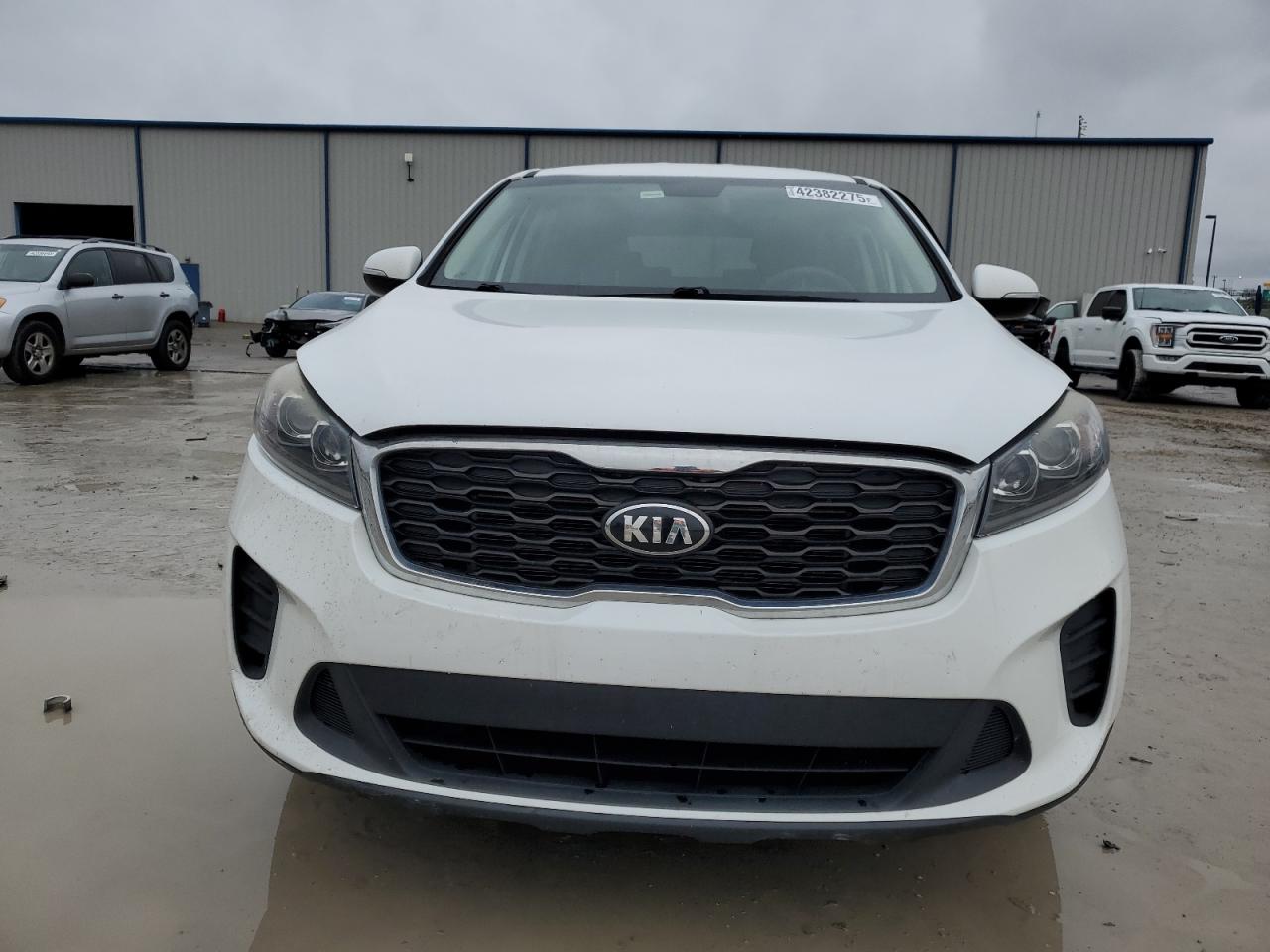 2019 Kia Sorento - Image 5