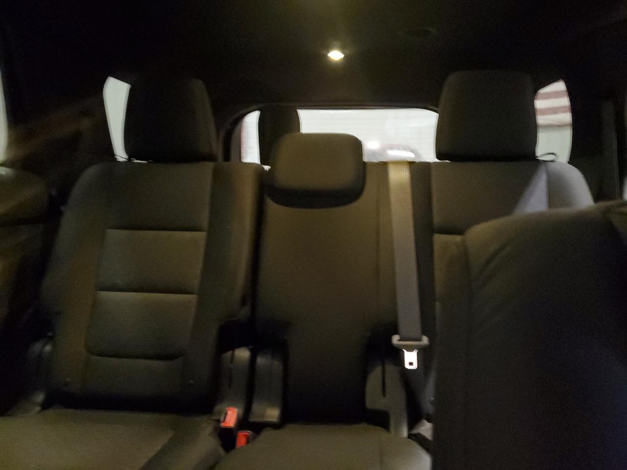 2015 Ford Explorer - Image 10