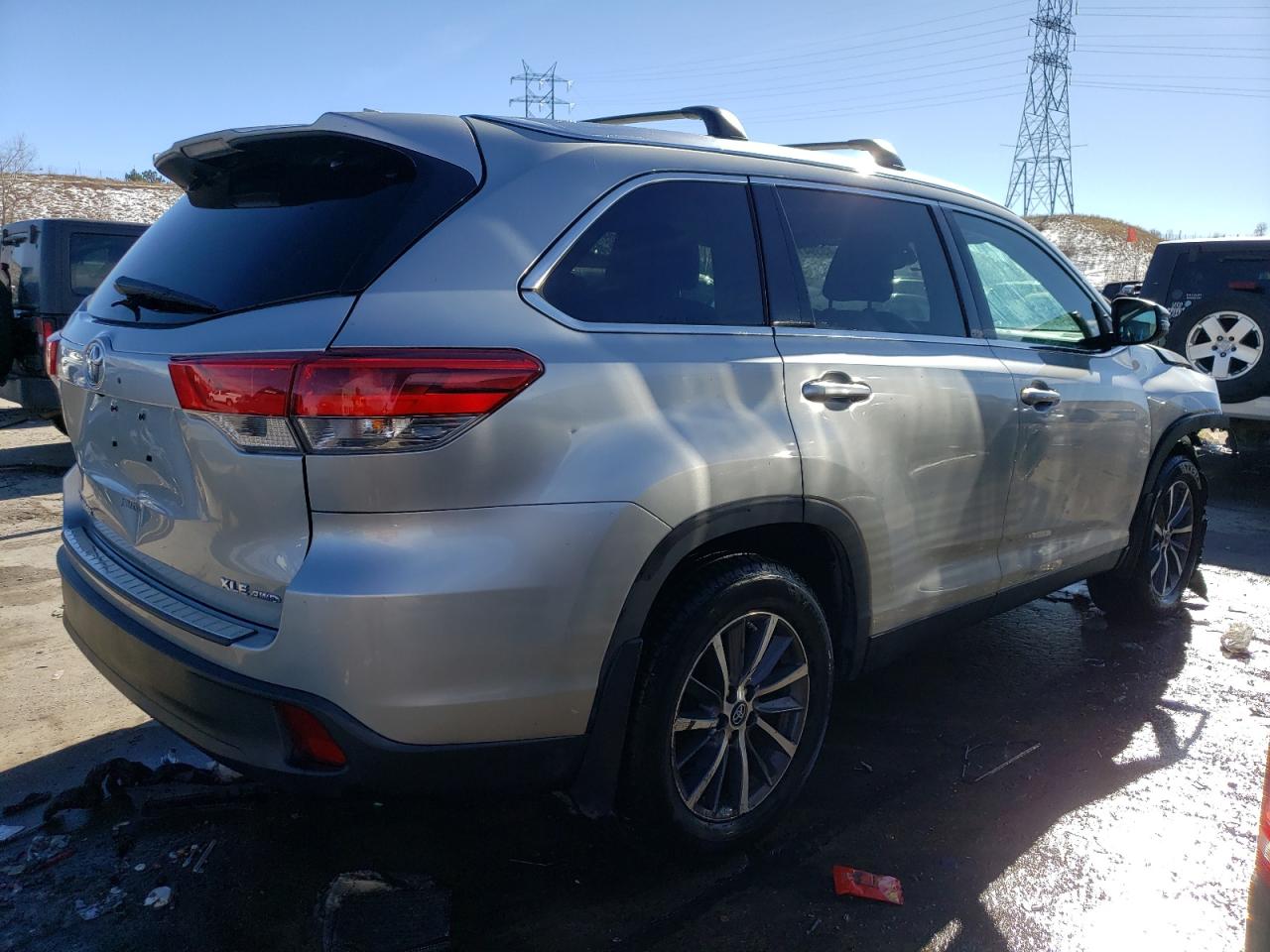 2019 Toyota Highlander - Image 3