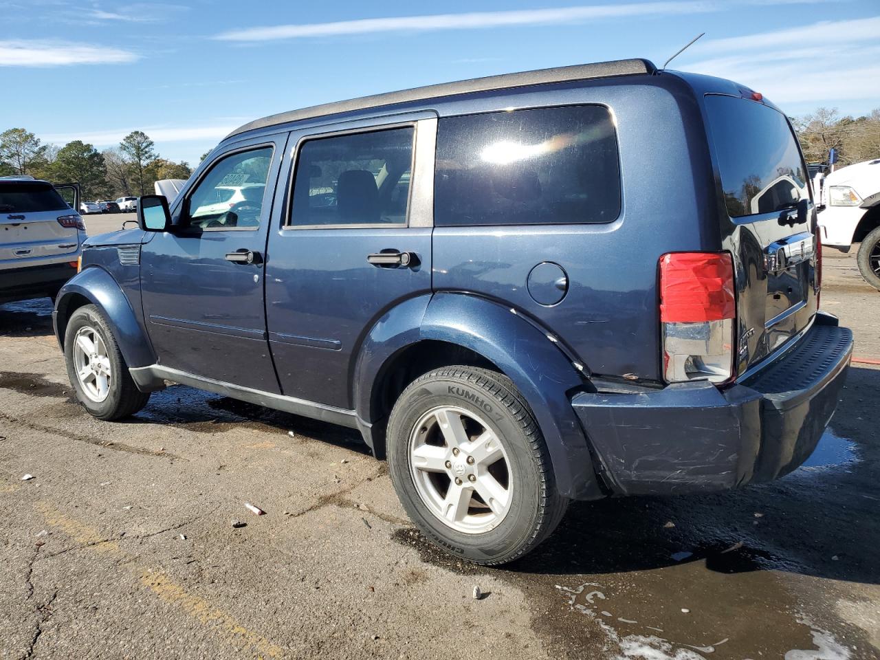 2008 Dodge Nitro - Image 2