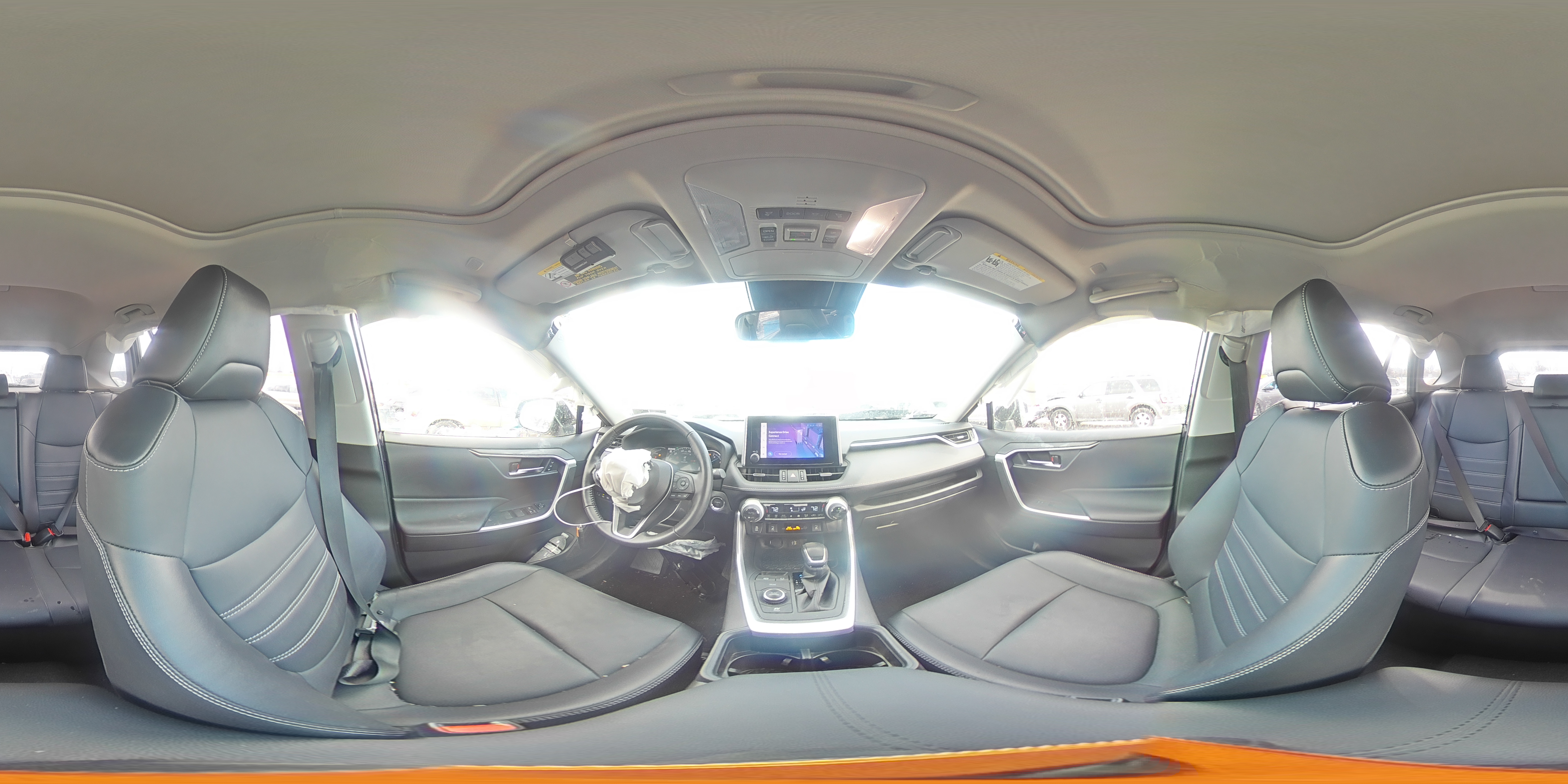 2023 Toyota RAV 4 - Image 13
