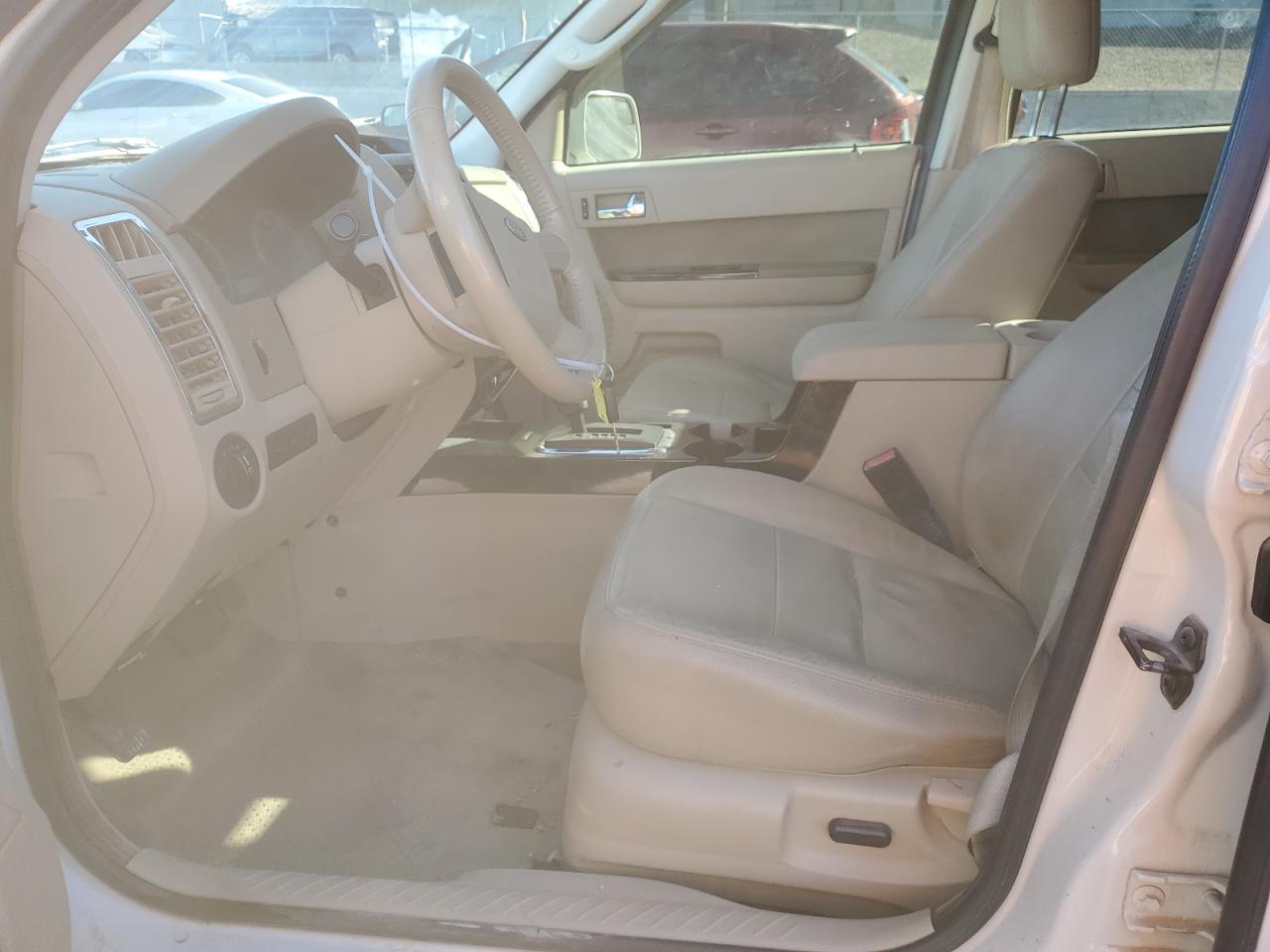 2010 Ford Escape - Image 7