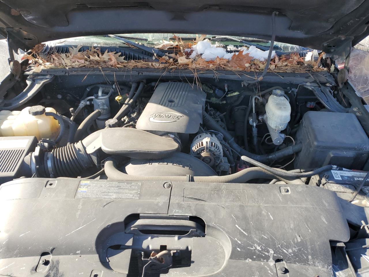 2006 Chevrolet Silverado - Image 11